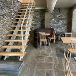 Casa Nova Velha