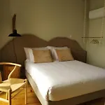 Casa Nova Velha Homestay *