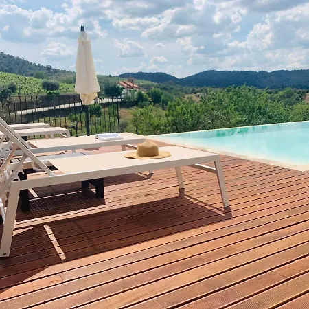 ホームステイ Casa Nova Velha Seixas (Vila Nova de Foz Coa)